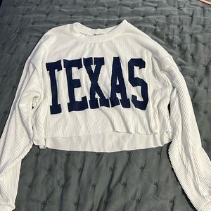 Bucket List- ribbed white/ navy cropped texas sweater- small